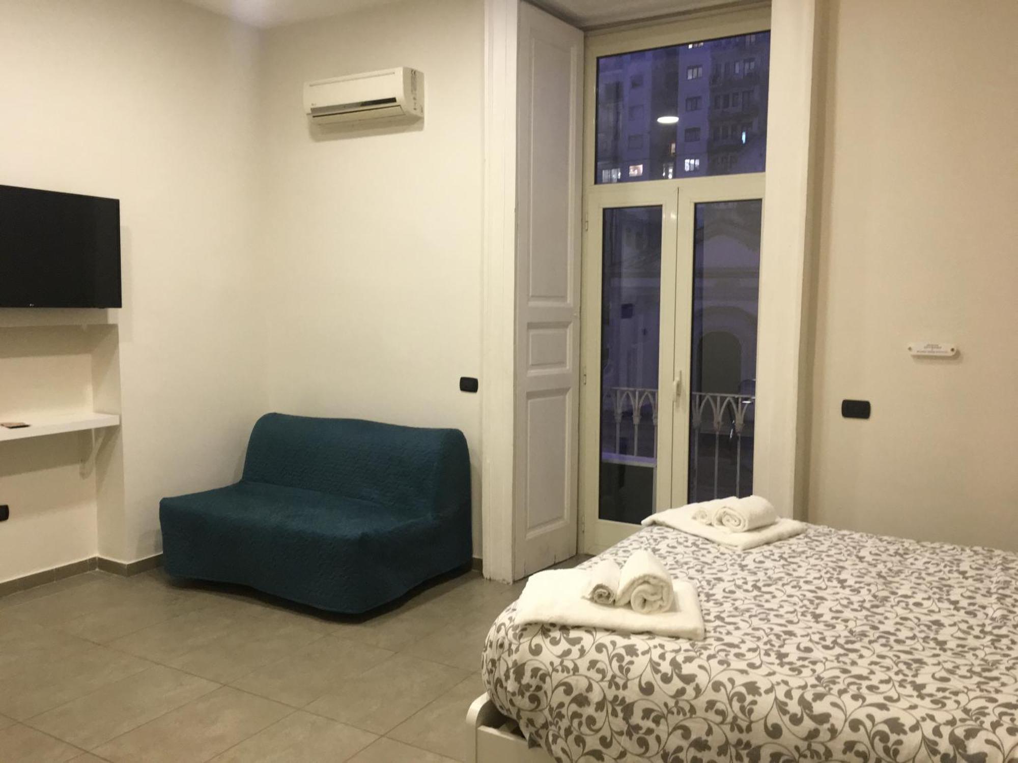 Bnb Naples Luaran gambar