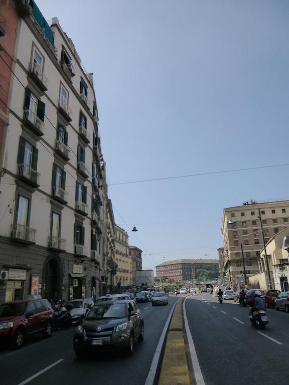 Bnb Naples Luaran gambar